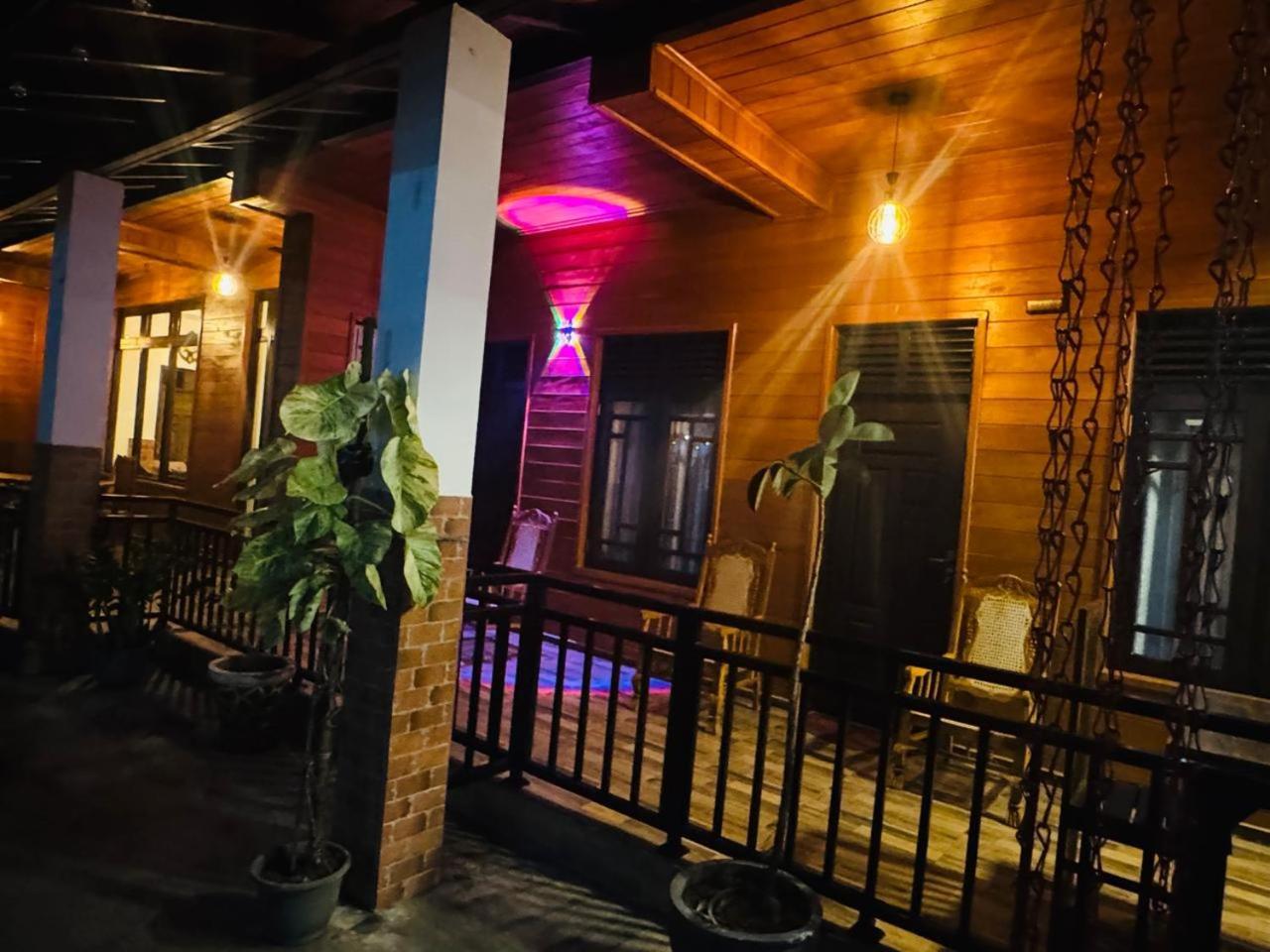 Hotel Sun Mount Adams Peak 3*